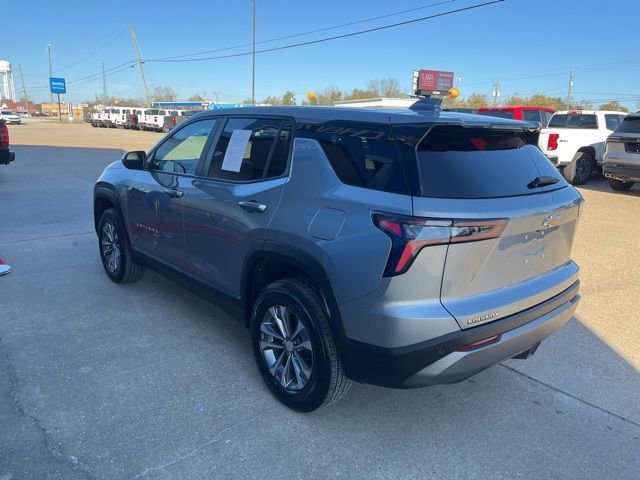 Used 2025 Chevrolet Equinox LT image 3