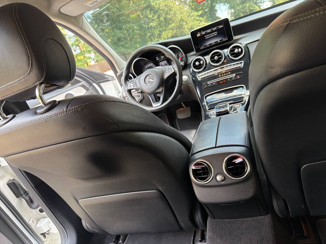 Used 2015 Mercedes-Benz C 300 Sedan image 31