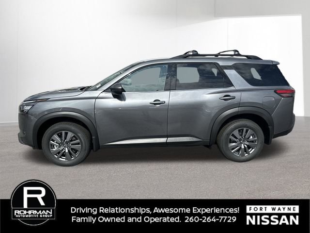 New 2025 Nissan Pathfinder SV image 4