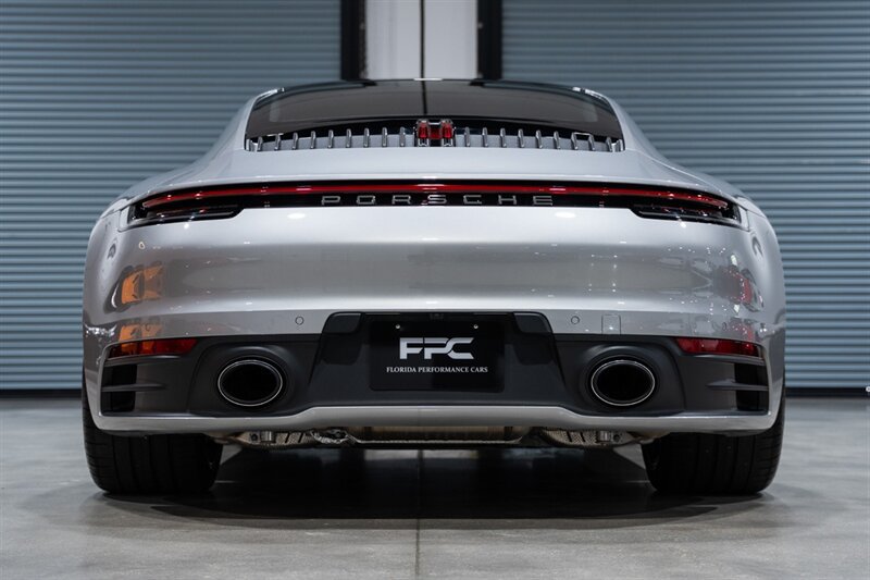 Used 2024 Porsche 911 Carrera T RWD image 67