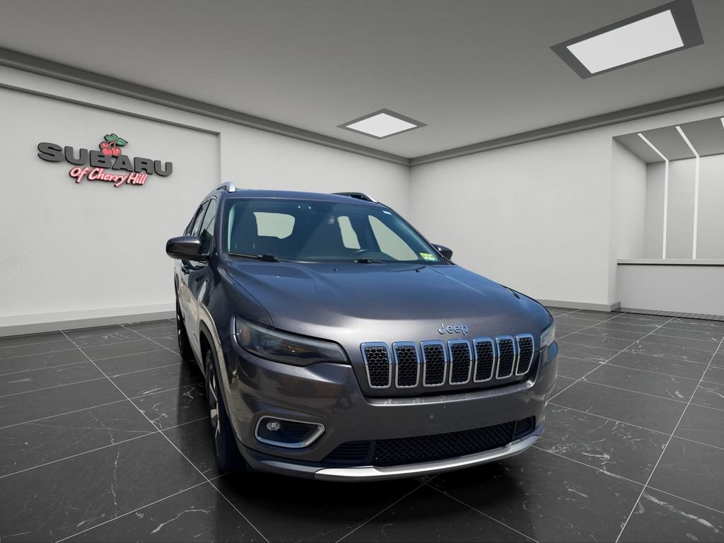 Used 2019 Jeep Cherokee Limited FWD image 2