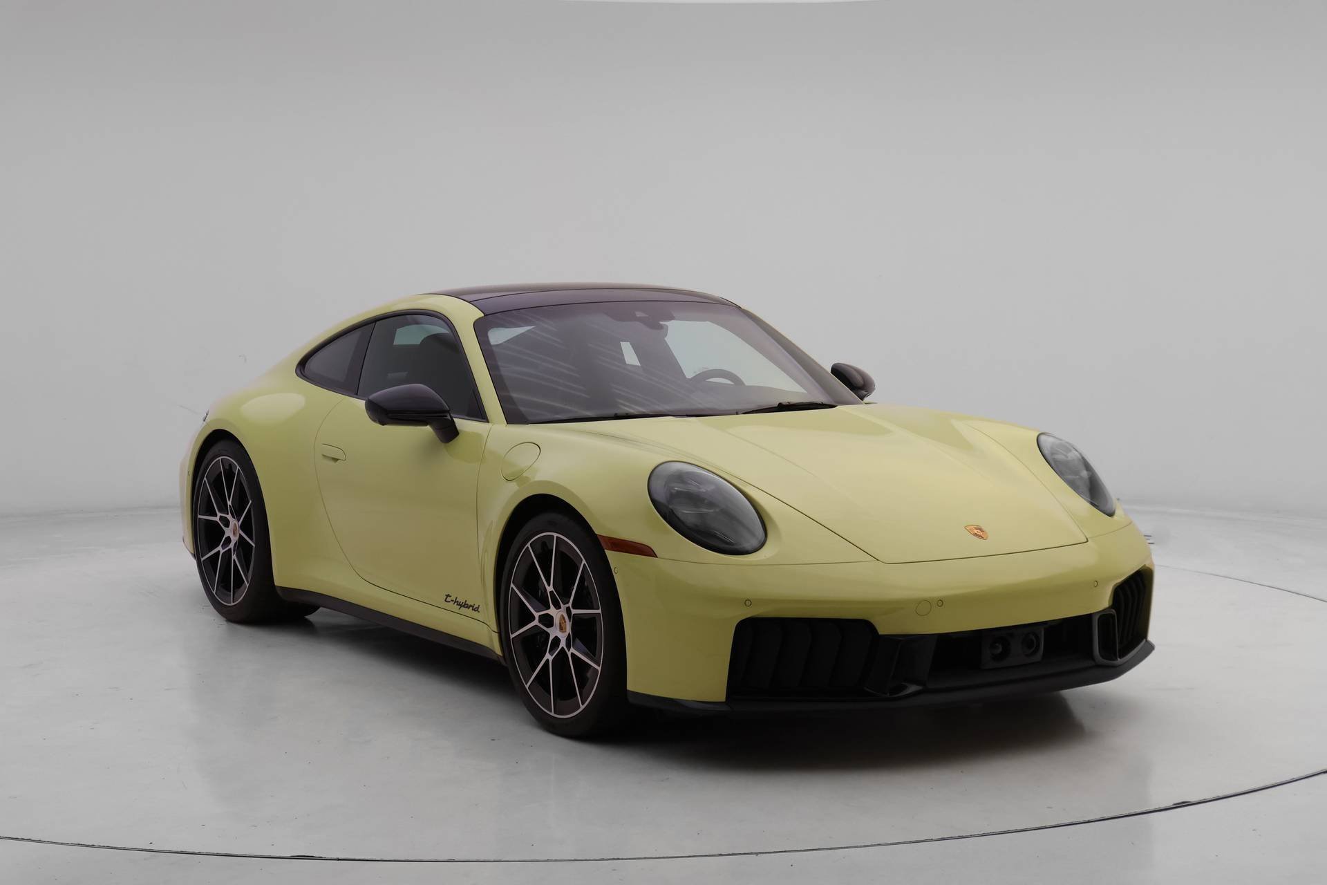 Certified 2025 Porsche 911 Carrera 4 GTS image 9
