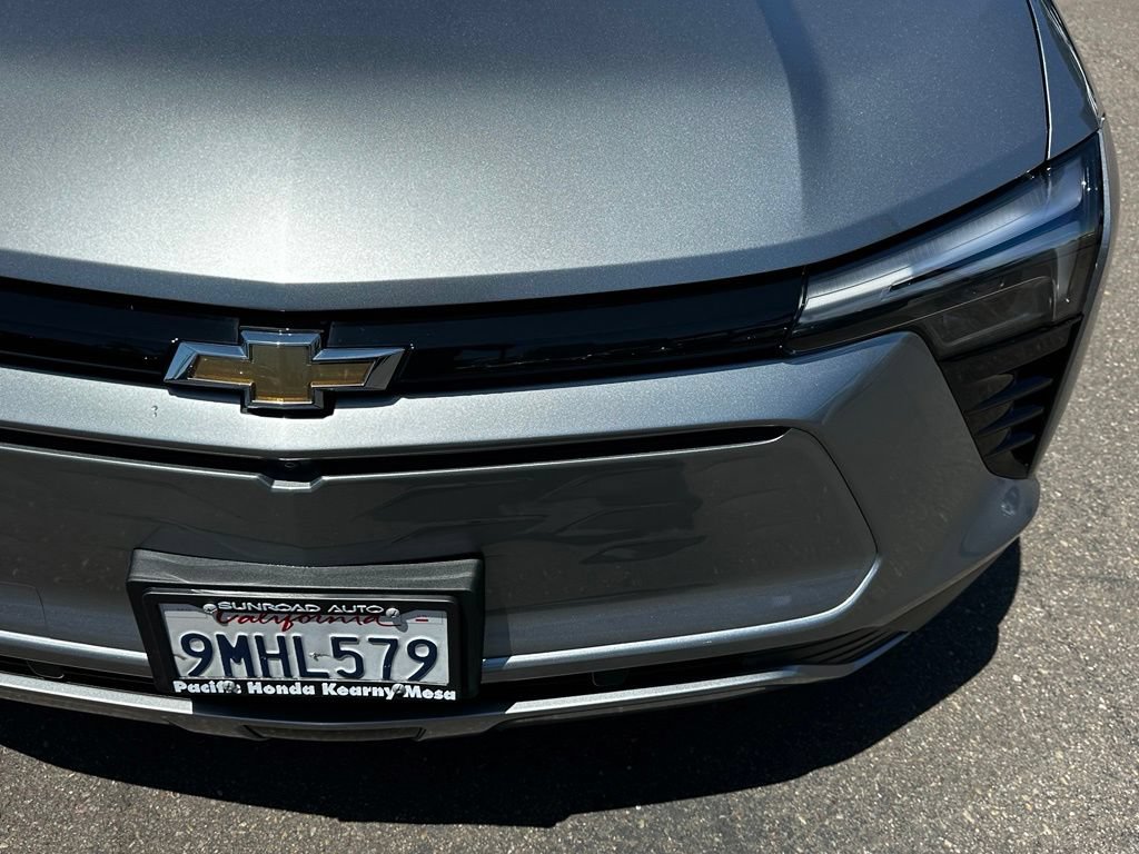 Used 2024 Chevrolet Blazer EV LT AWD/4WD image 5
