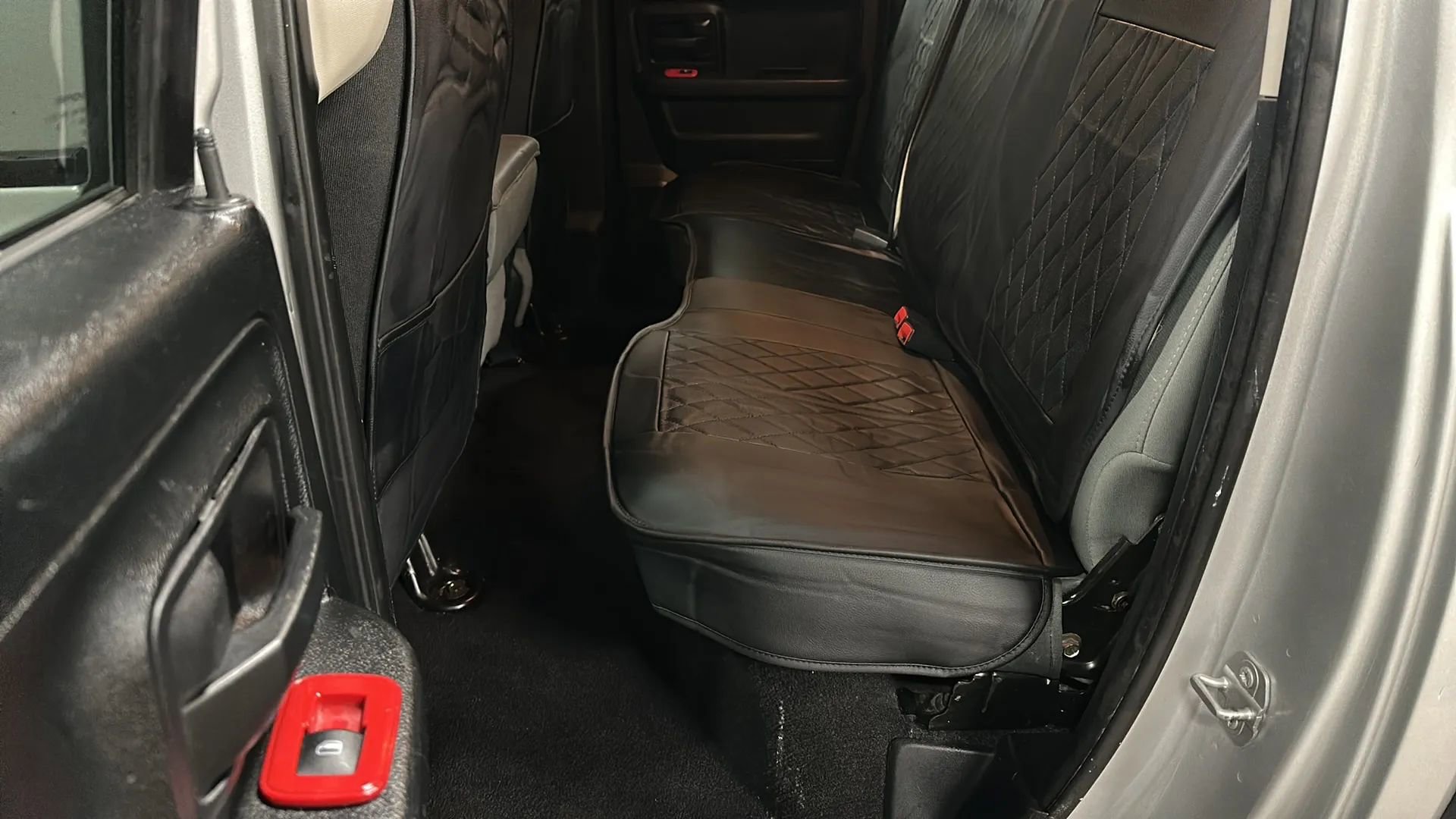 Used 2017 RAM 1500 Express w/ Express Value Package image 26