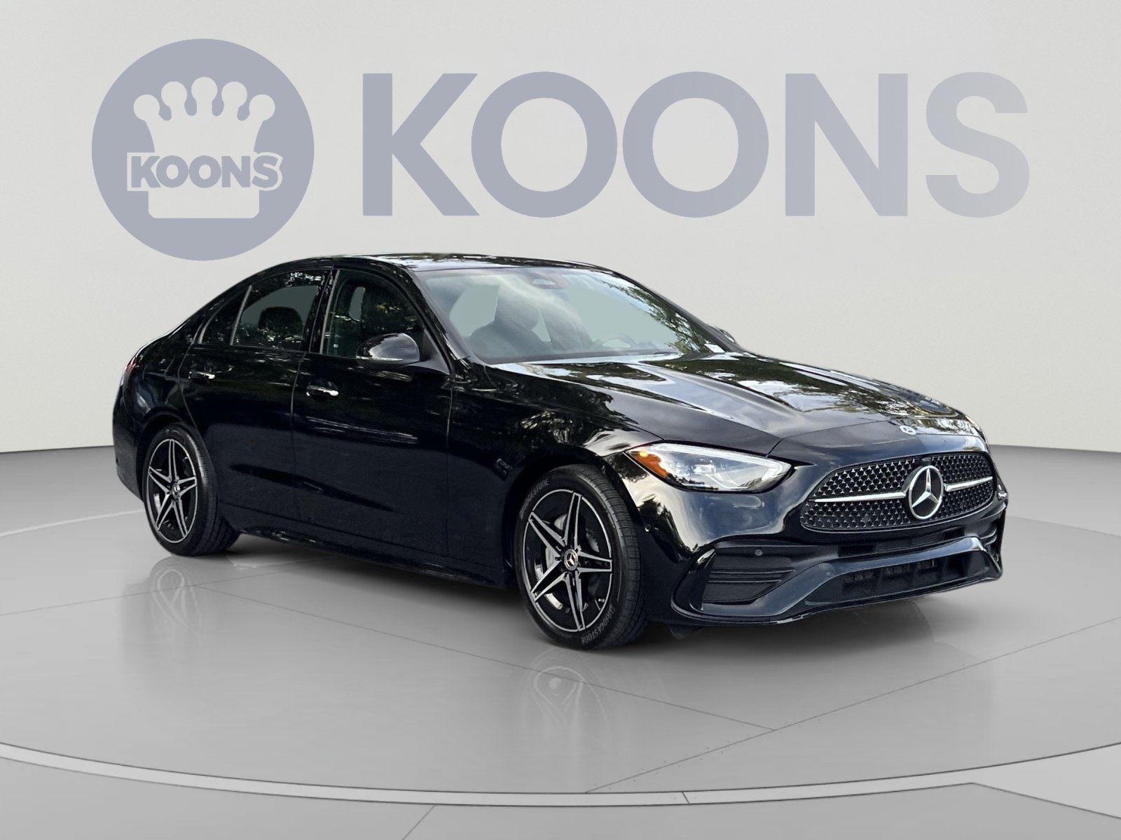 Used 2023 Mercedes-Benz C 300 4MATIC Sedan image 2