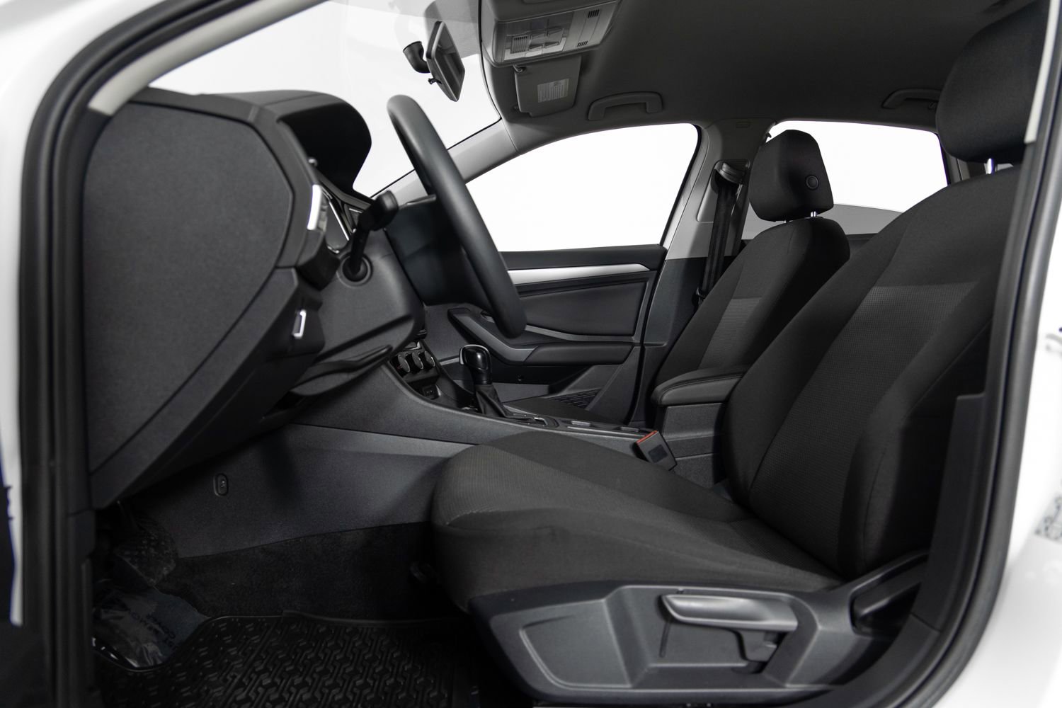 Used 2021 Volkswagen Jetta S w/ Driver Assistance Package image 14