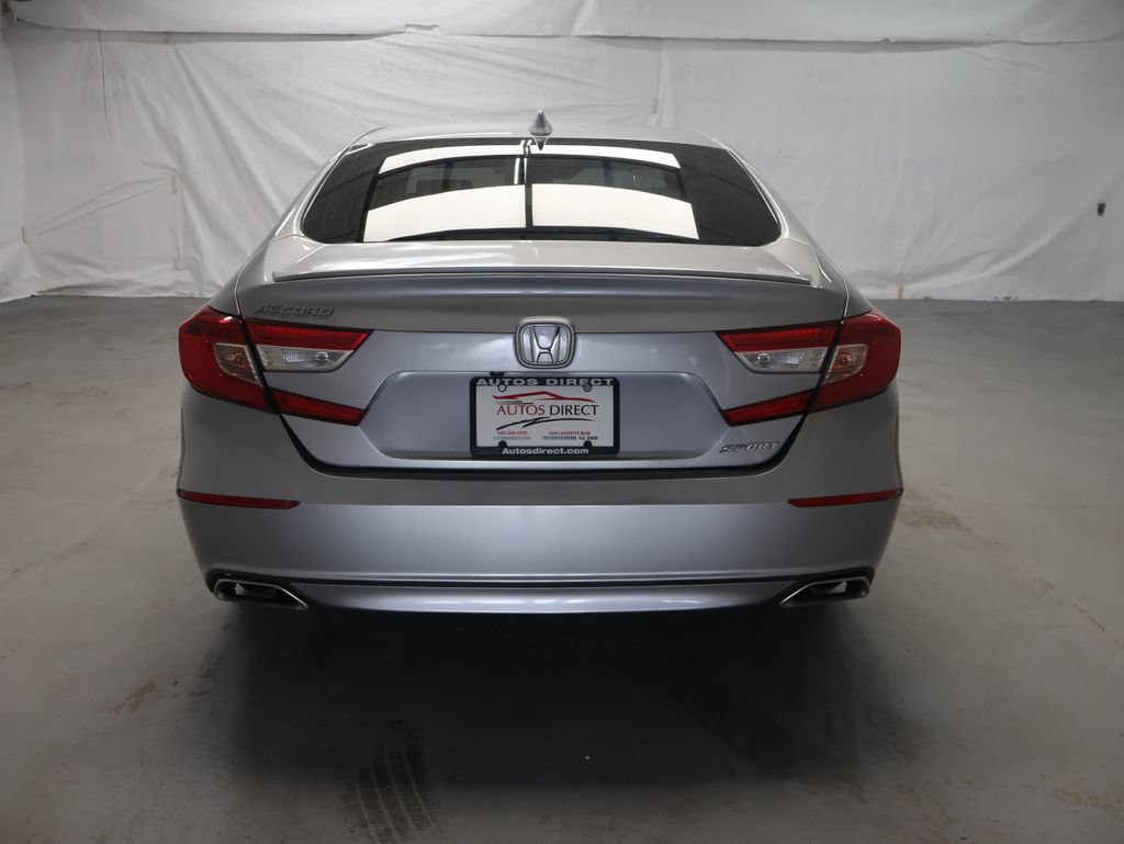 Used 2018 Honda Accord Sport image 6