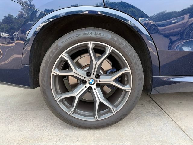Used 2022 BMW X5 M50i w/ Executive Package AWD/4WD image 5
