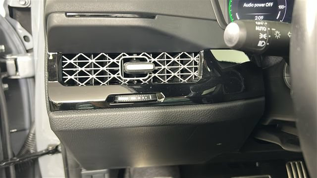 Used 2025 Honda Accord Sport image 19
