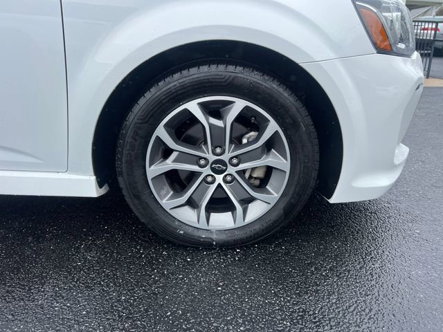 Used 2018 Chevrolet Sonic LT w/ Convenience Package image 11