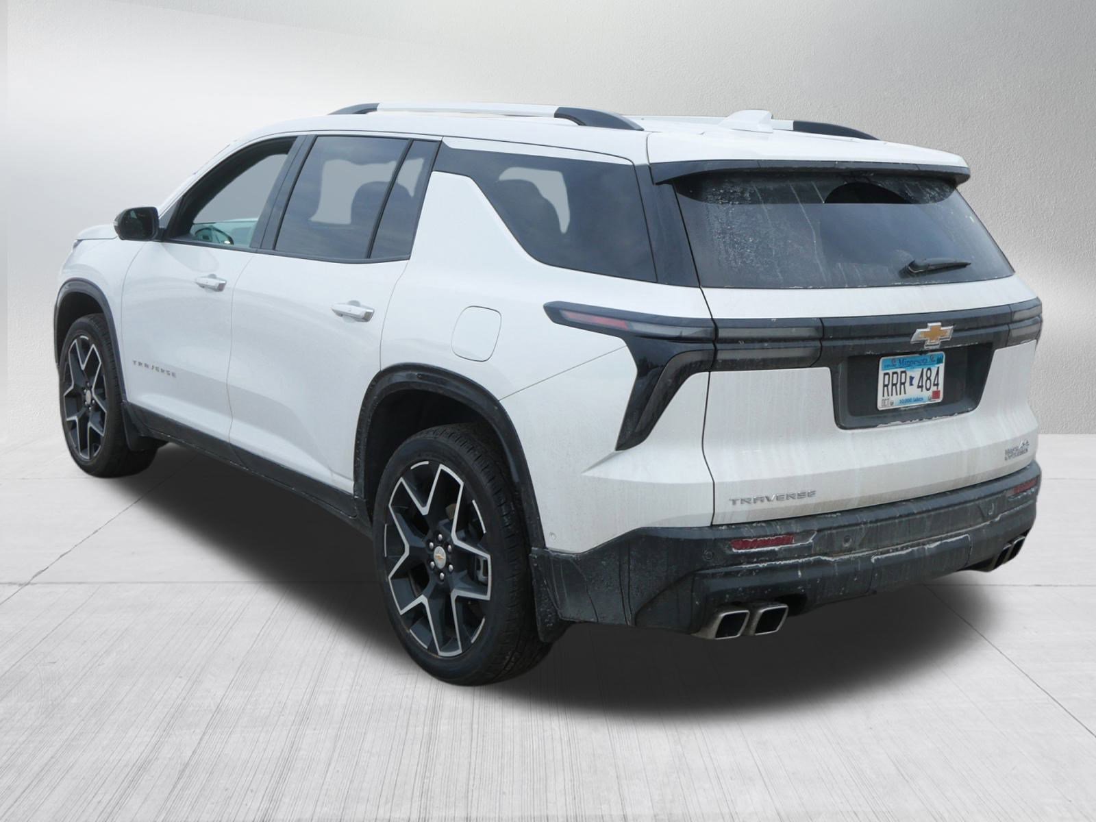 Used 2025 Chevrolet Traverse High Country image 5