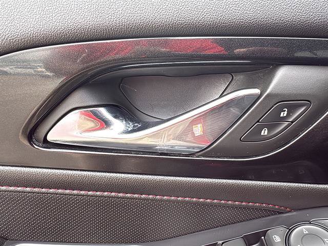 Used 2022 Chevrolet Traverse RS FWD image 31