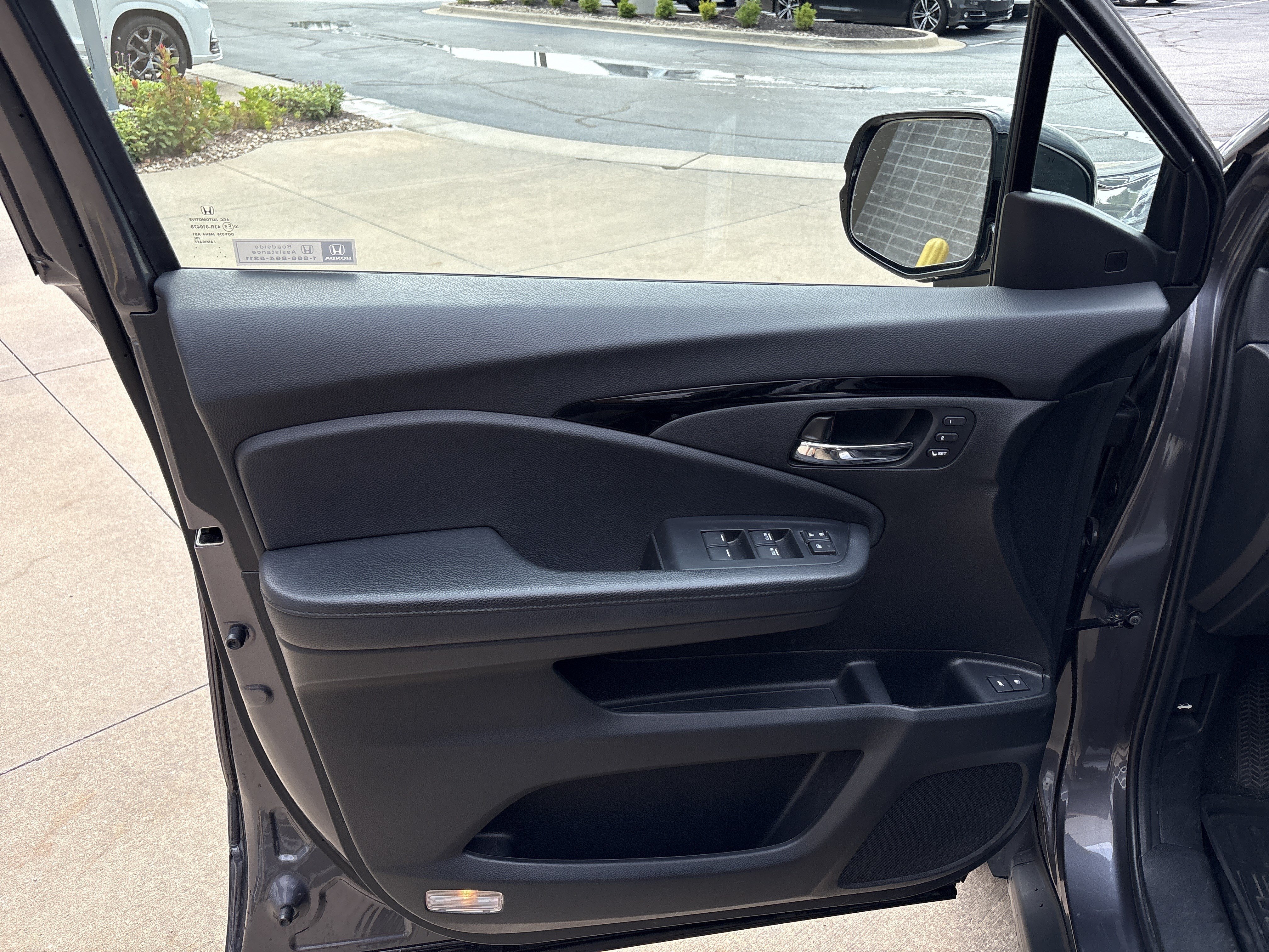 Used 2019 Honda Pilot Touring image 14