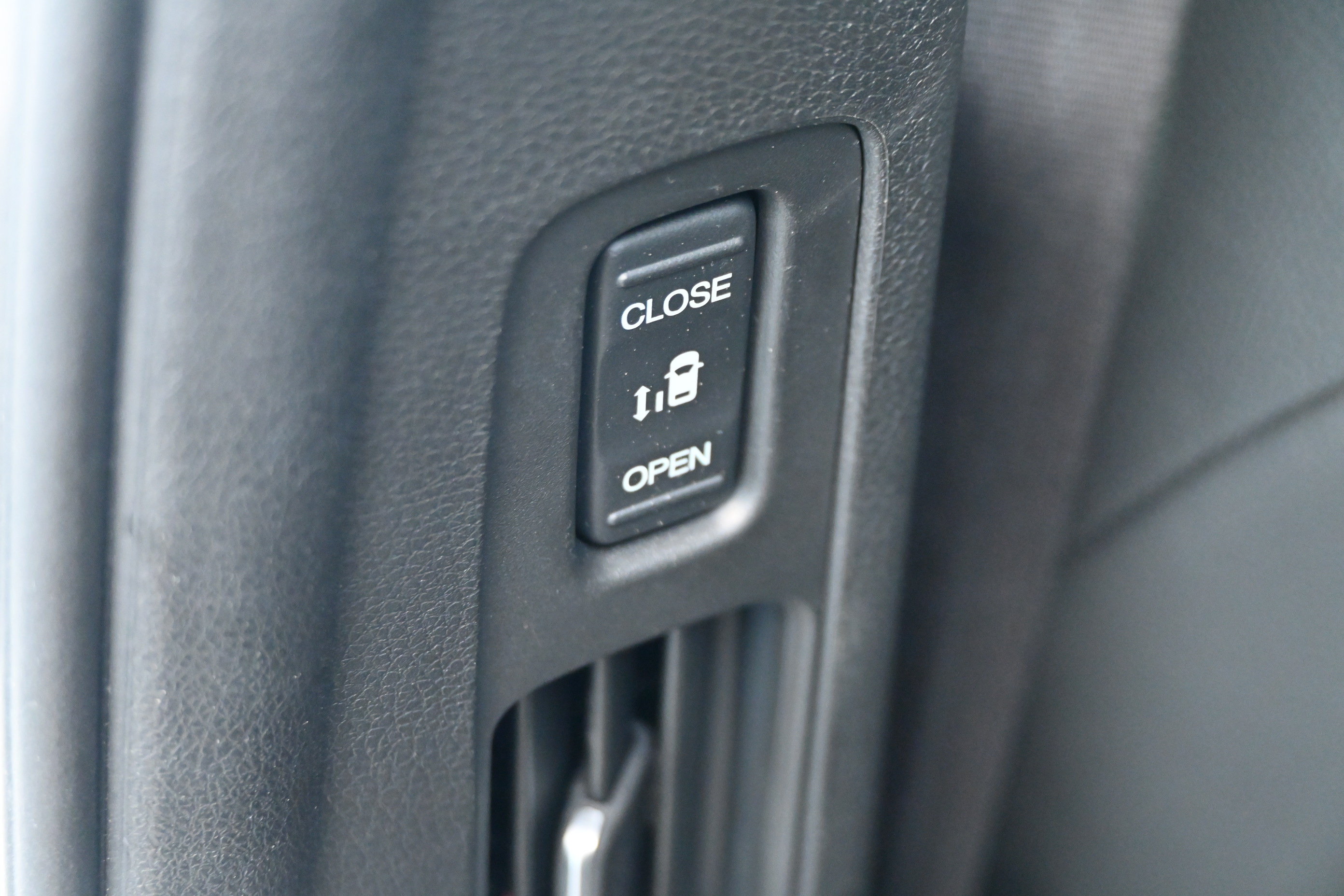 Used 2025 Honda Odyssey EX-L image 40