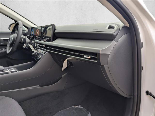 Used 2026 Hyundai Sonata SEL FWD image 22