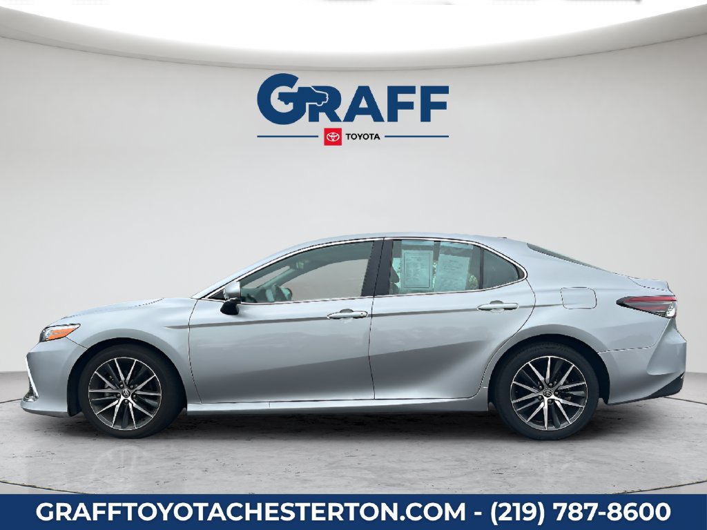 Used 2024 Toyota Camry XLE FWD image 12