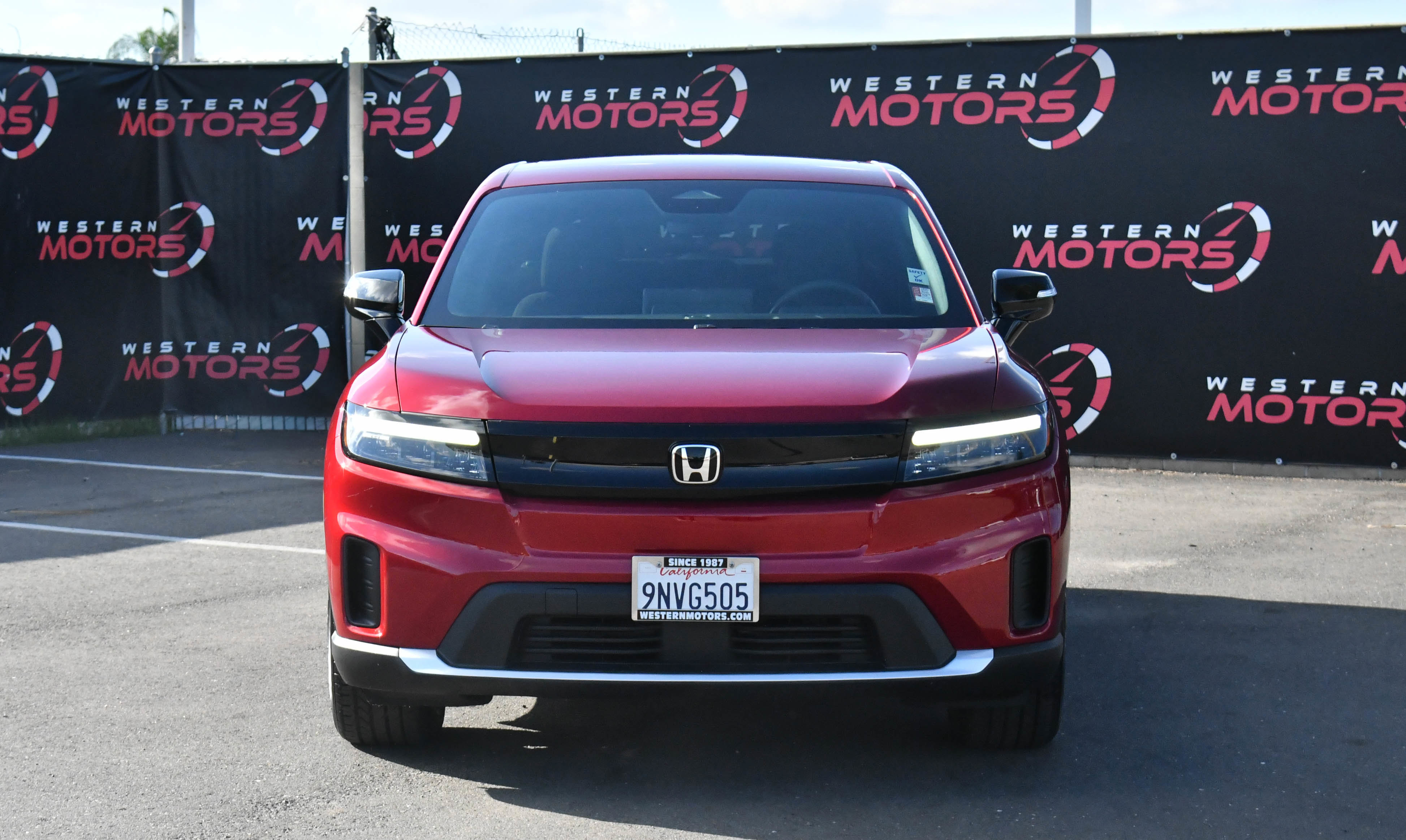 Used 2024 Honda Prologue EX image 2