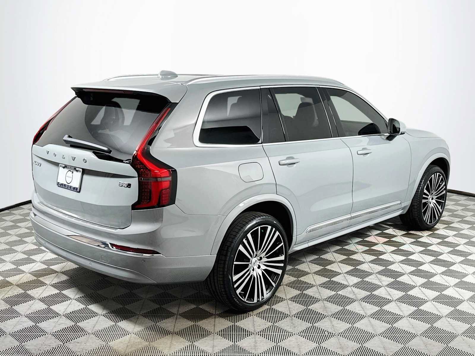 New 2027 Volvo XC90 B5 Core AWD/4WD image 7