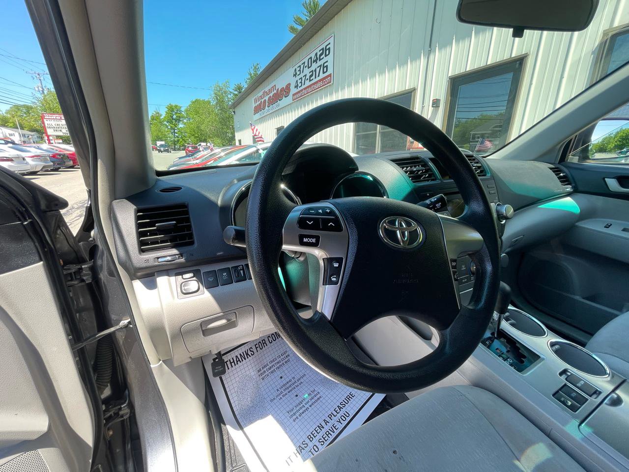 Used 2011 Toyota Highlander 4WD w/ Tech Pkg image 14