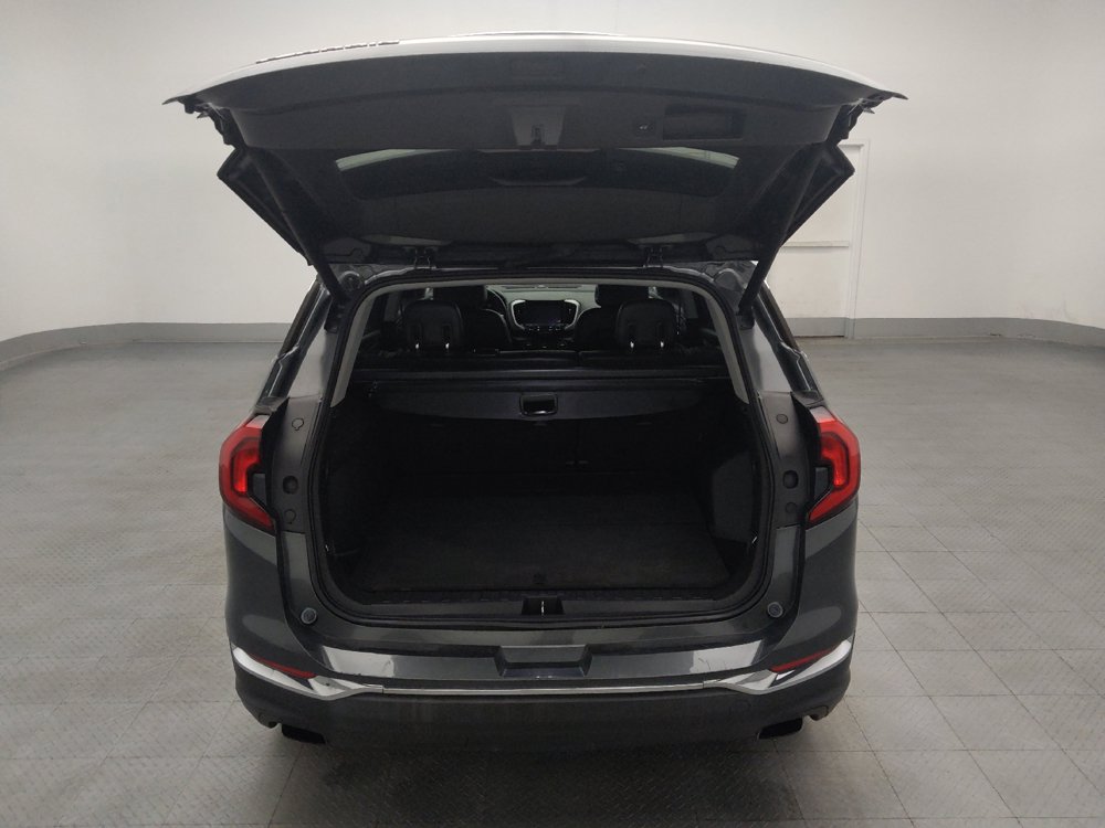 Used 2020 GMC Terrain SLT w/ Preferred Package FWD image 29