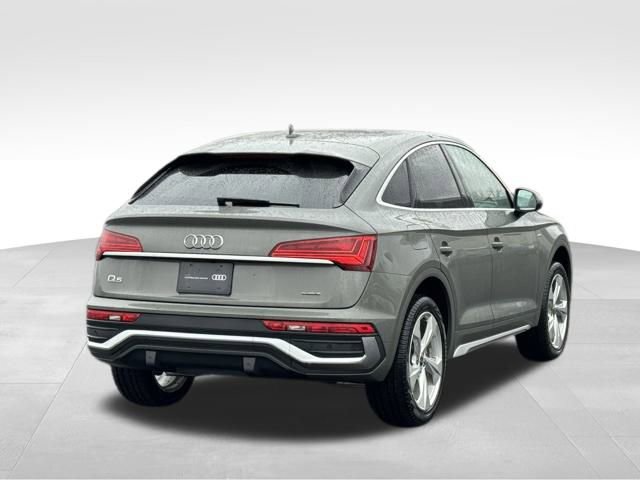 Certified 2025 Audi Q5 2.0T Premium Plus image 7