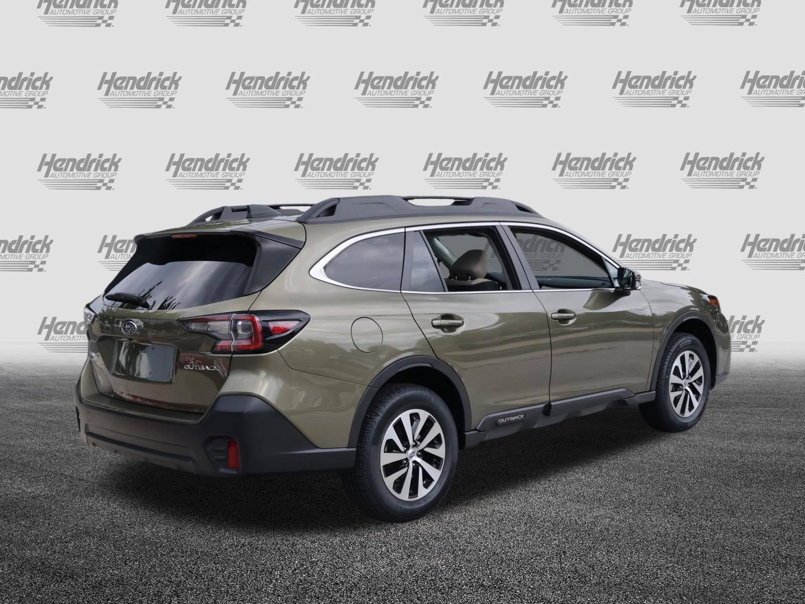 Used 2022 Subaru Outback Premium AWD/4WD image 9