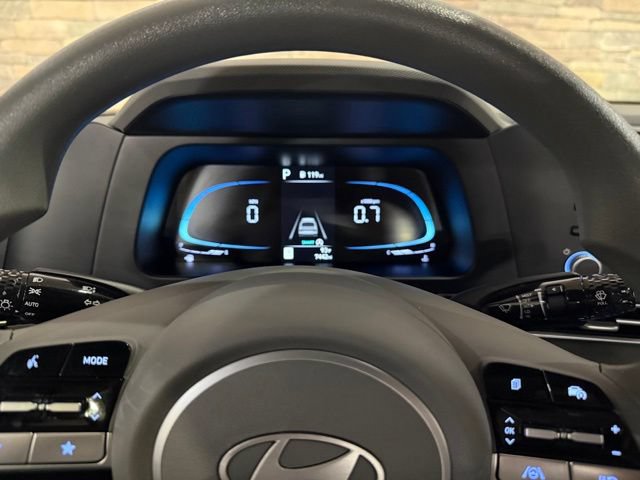 New 2026 Hyundai Elantra SE FWD image 18