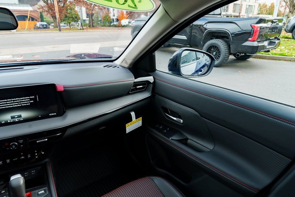 New 2026 Nissan Kicks SR w/ SR Premium Package image 9