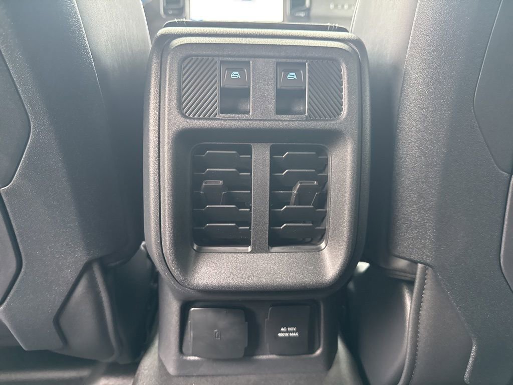 New 2025 Ford Bronco Big Bend w/ Black Diamond Package image 11