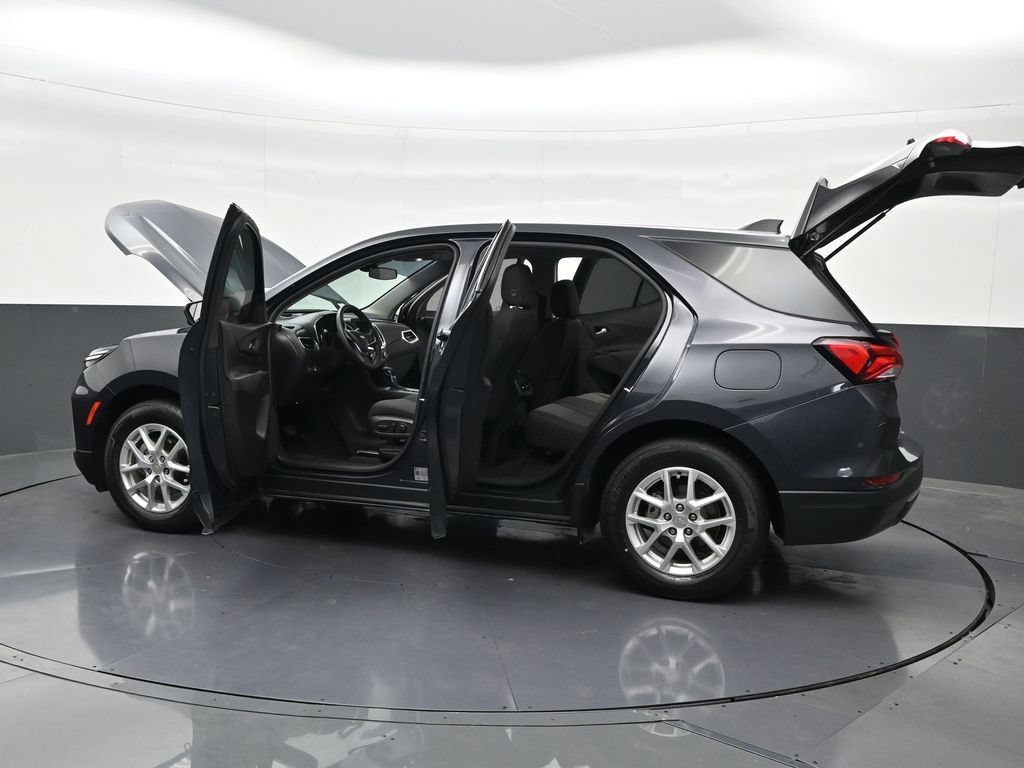 Used 2023 Chevrolet Equinox LT FWD image 34