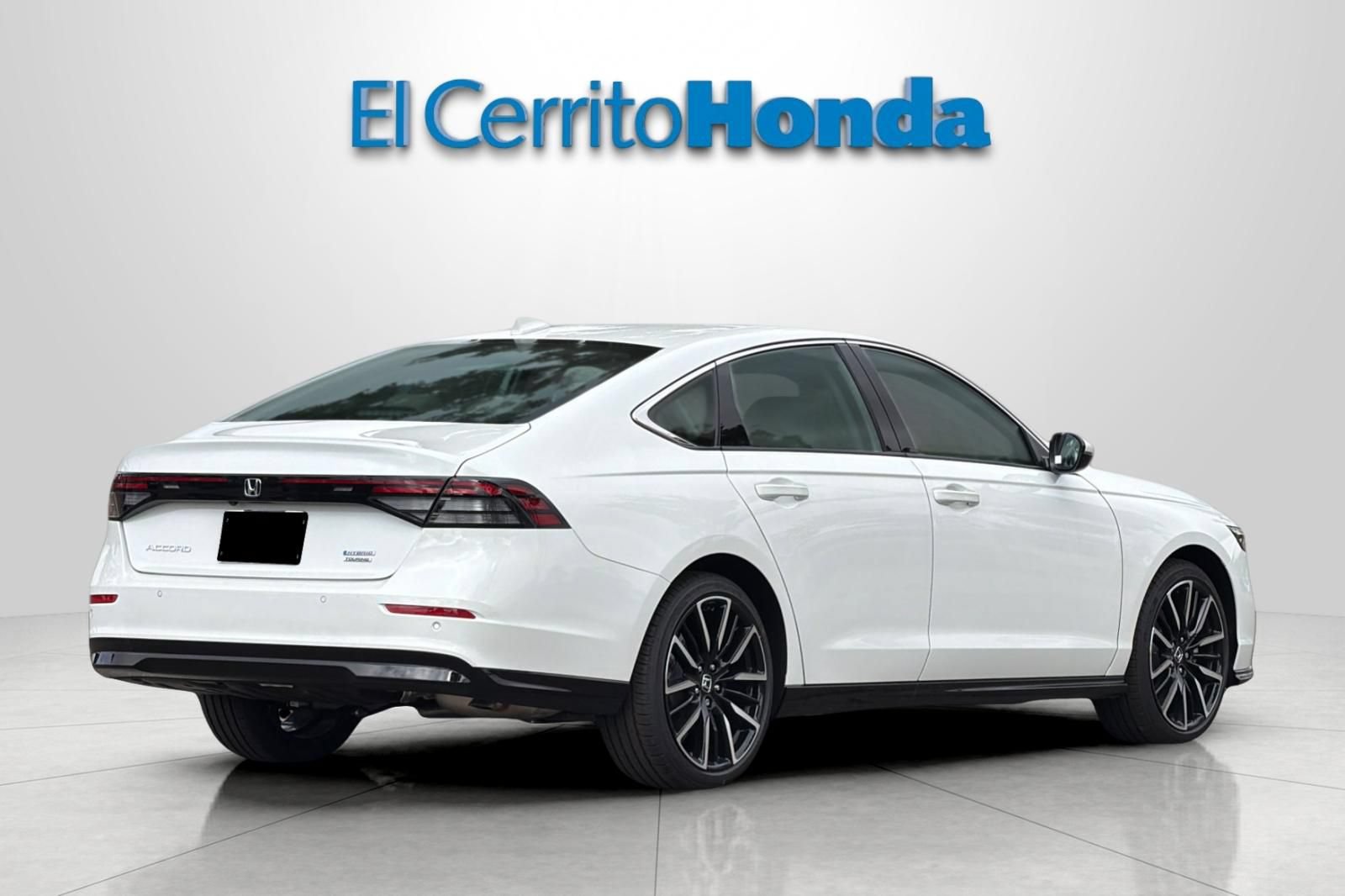 New 2026 Honda Accord Touring image 3