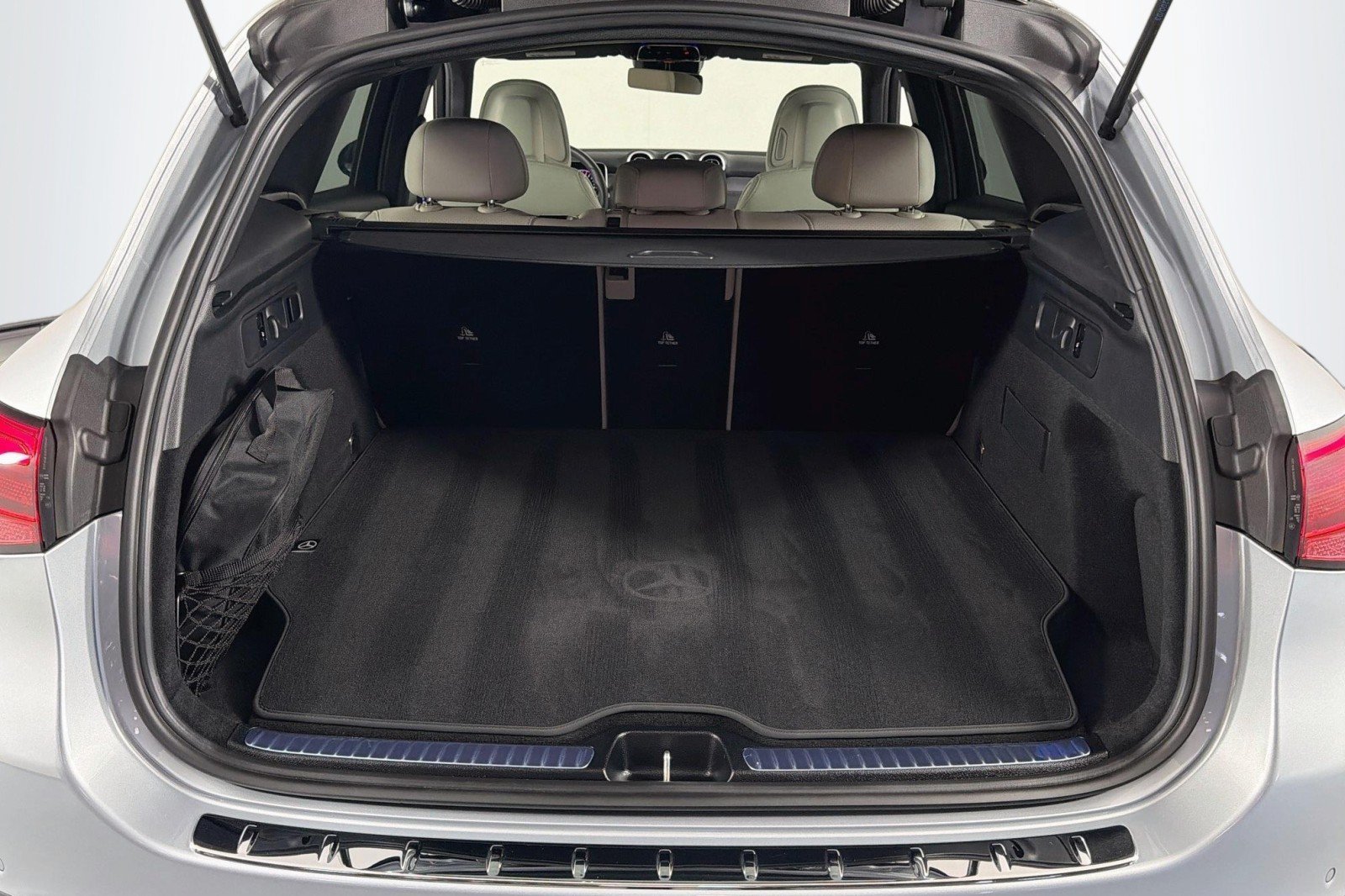 Certified 2025 Mercedes-Benz GLC 350e 4MATIC image 23