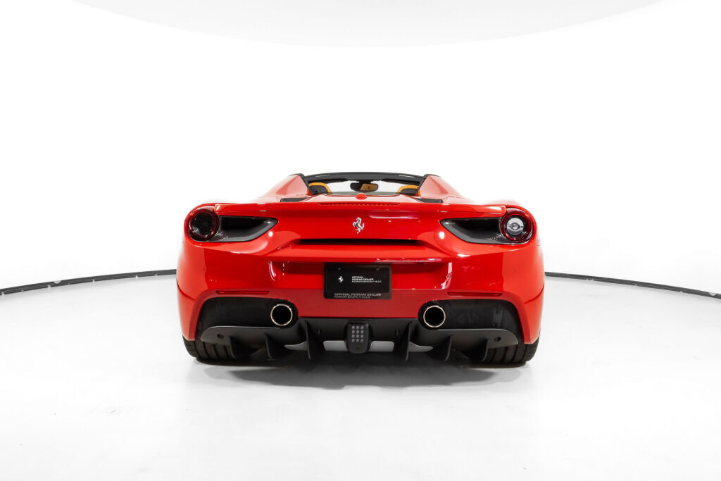 Used 2018 Ferrari 488 Spider image 6