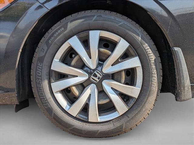 Used 2022 Honda Civic LX image 9