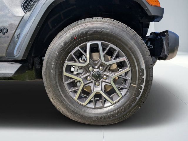 New 2026 Jeep Wrangler Sahara image 10