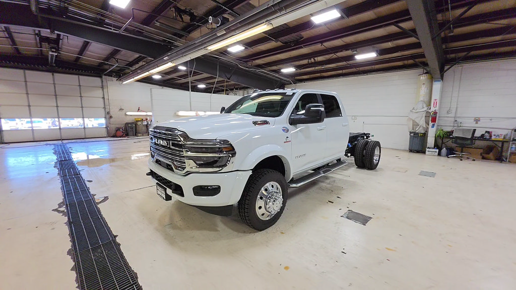 New 2026 RAM 5500 4x4 Crew Cab w/ Laramie Trim Package