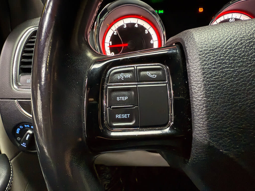 Used 2018 Dodge Grand Caravan SXT FWD image 15