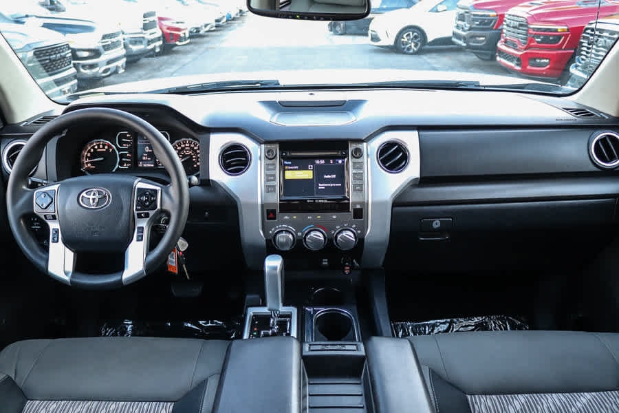 Used 2018 Toyota Tundra SR5 w/ SR5 Upgrade Package RWD image 12