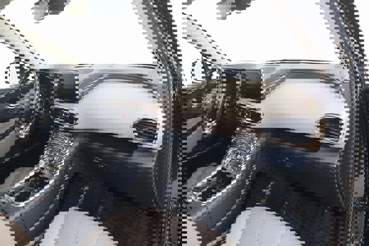 Used 2021 Hyundai Santa Fe Limited w/ Cargo Package image 43