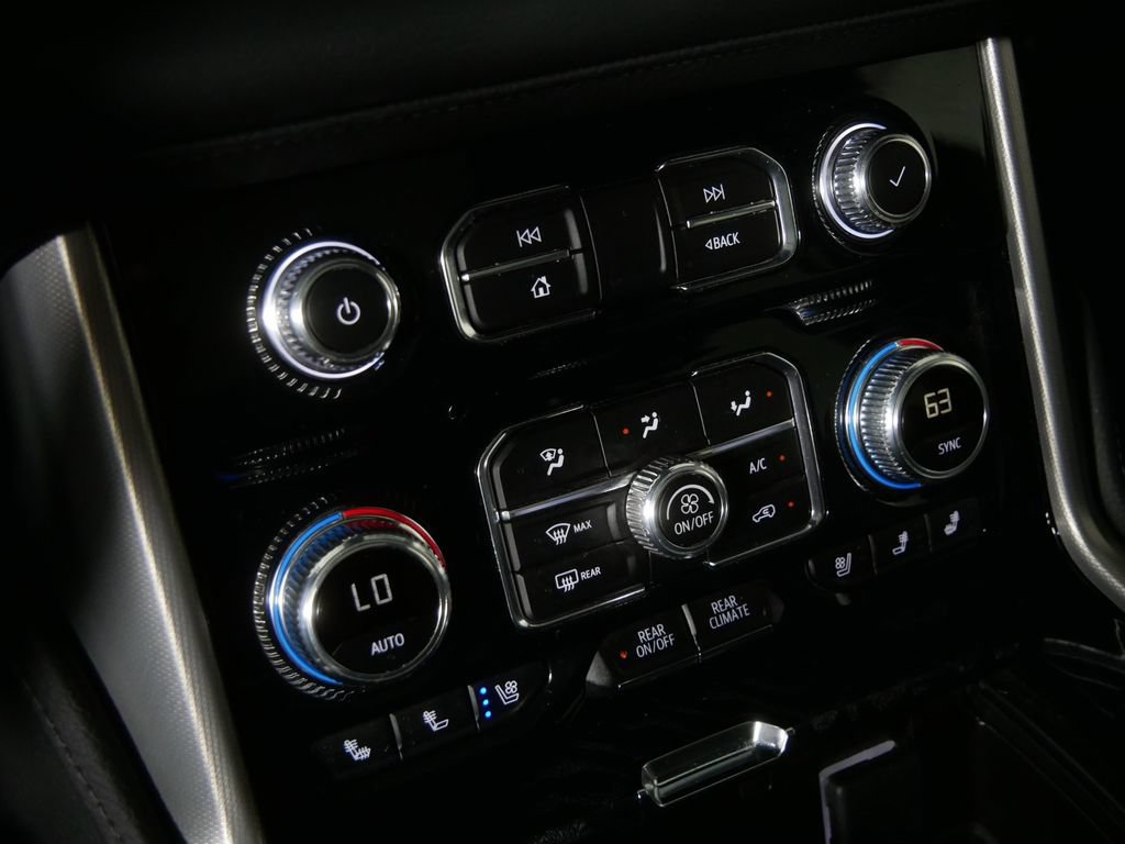 Used 2024 GMC Yukon Denali AWD/4WD image 28