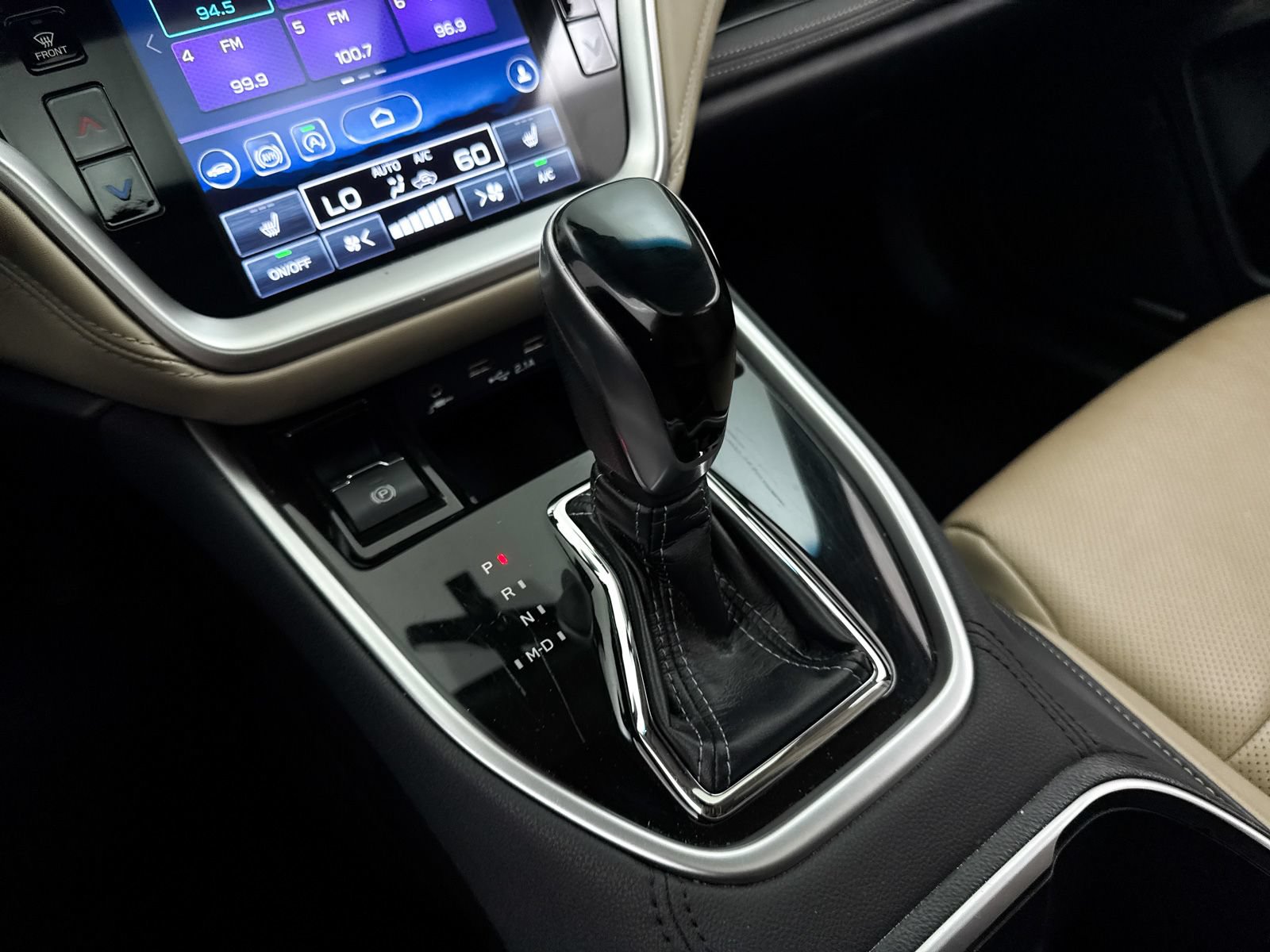 Used 2020 Subaru Outback Limited AWD/4WD image 25