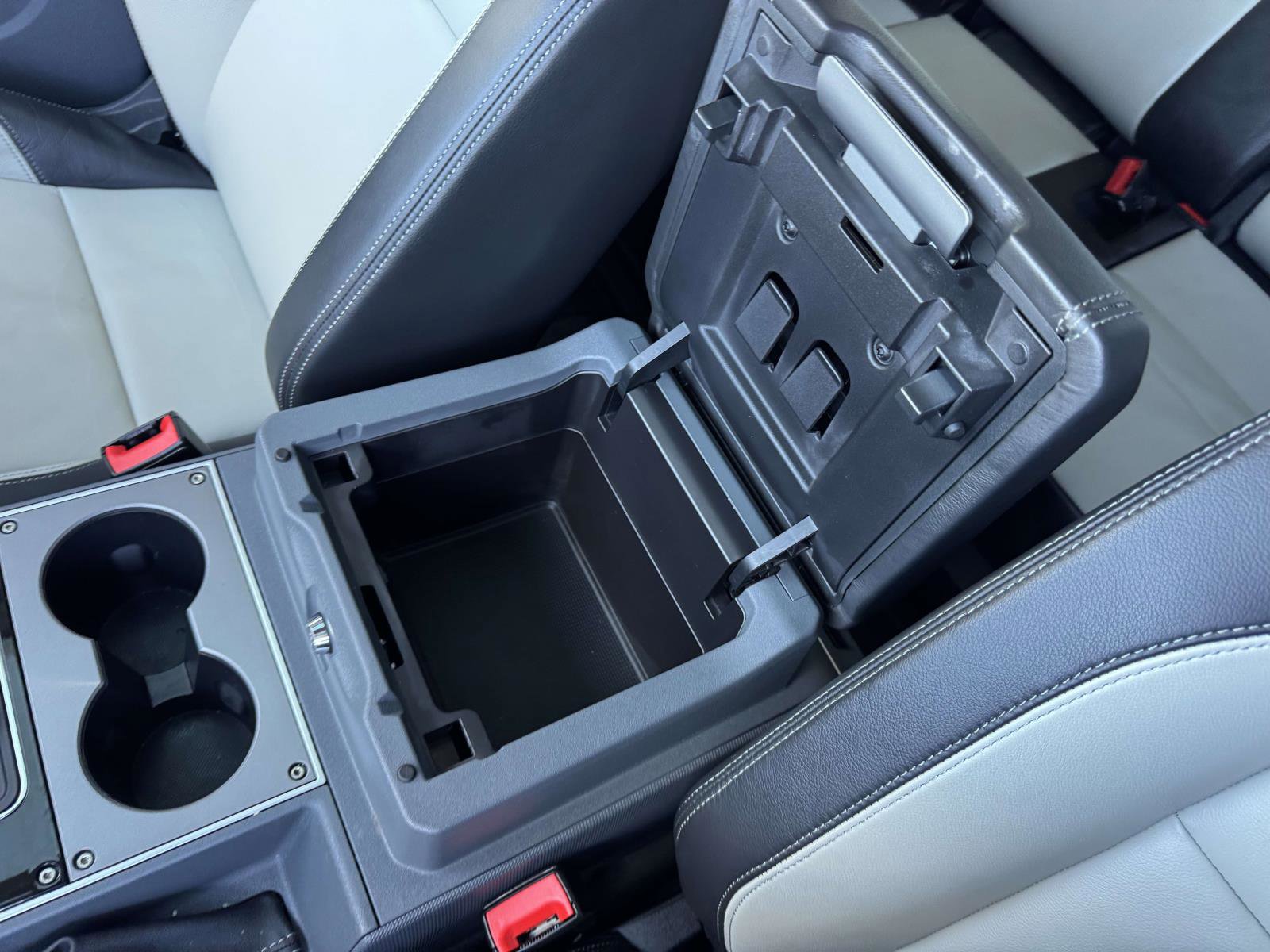 Used 2024 INEOS Grenadier image 37