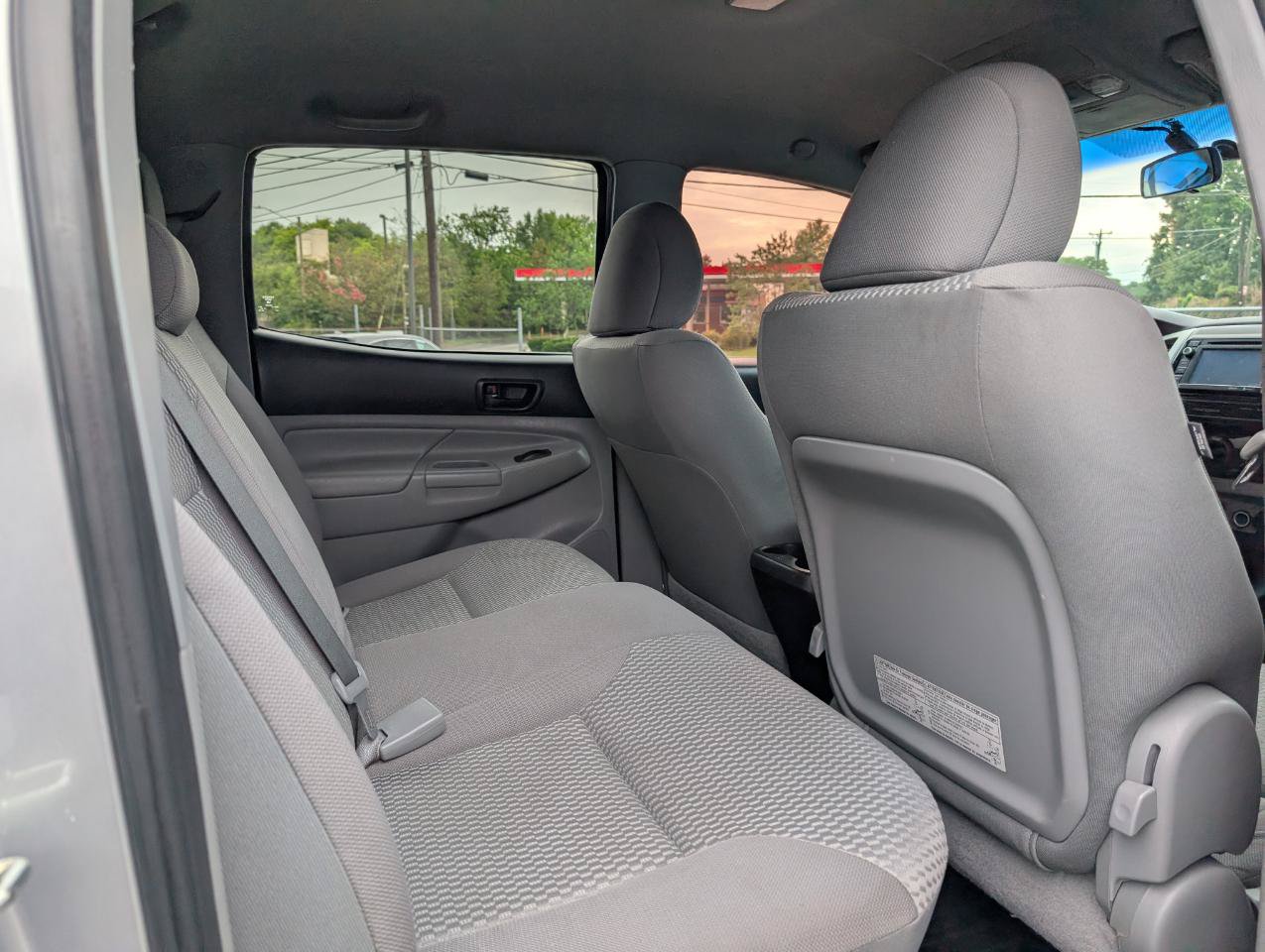 Used 2015 Toyota Tacoma PreRunner w/ SR5 Package RWD image 19