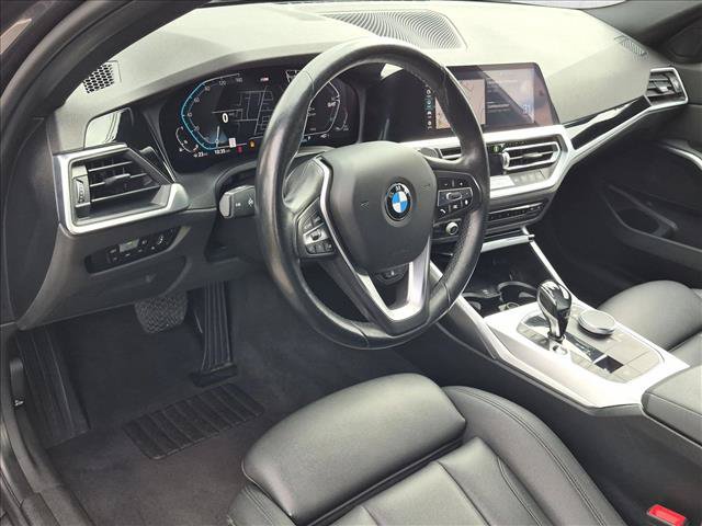 Used 2019 BMW 330i xDrive Sedan w/ Convenience Package AWD/4WD image 10