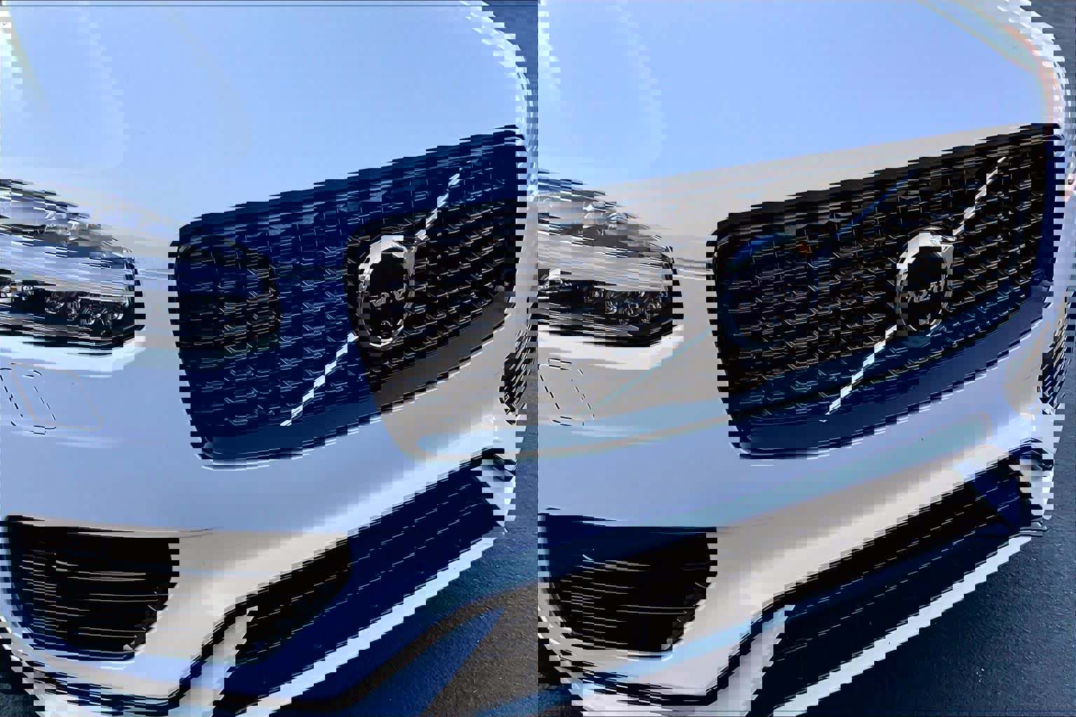 Used 2023 Volvo XC90 T8 Ultimate w/ Protection Package Premier image 33