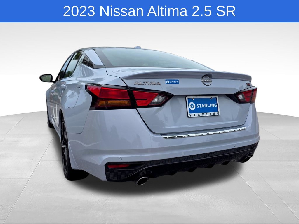 Used 2023 Nissan Altima 2.5 SR w/ SR Premium Package FWD image 7