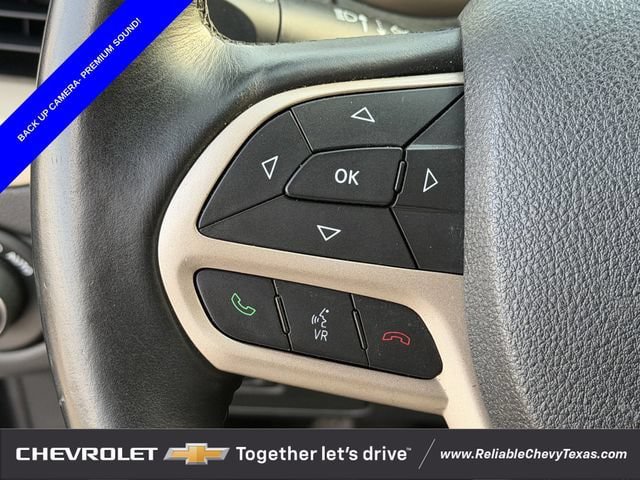 Used 2017 Jeep Cherokee Latitude w/ Safety/Convenience Group AWD/4WD image 14