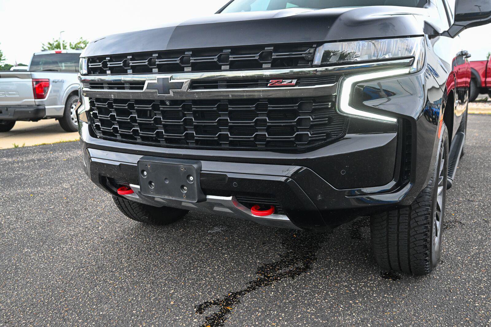 Used 2021 Chevrolet Suburban Z71 w/ Z71 Signature Package AWD/4WD image 11