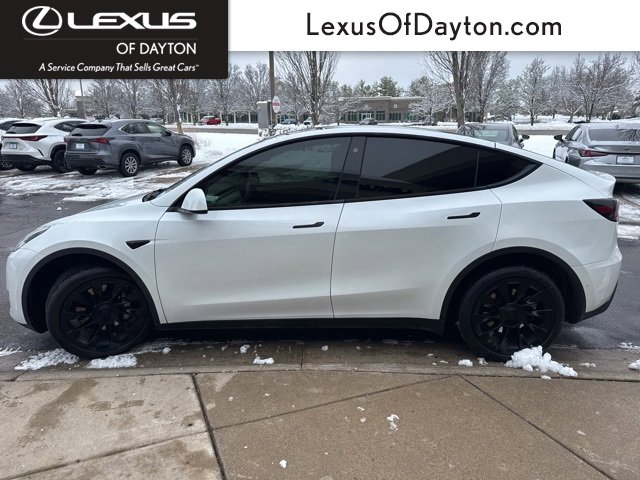 Used 2022 Tesla Model Y Long Range image 6