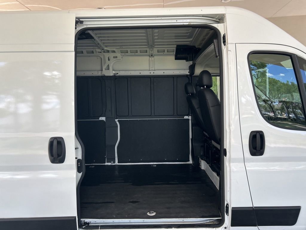 Used 2025 RAM ProMaster 2500 w/ Convenience Group FWD image 27